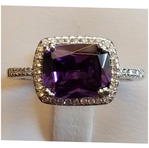 Jewelry - Susan Only